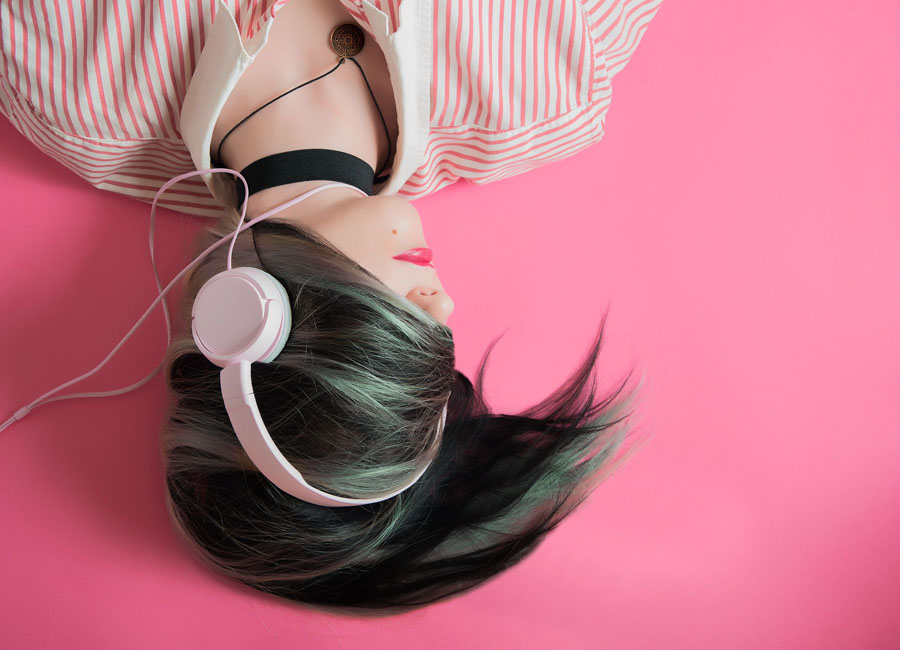 音楽に合わせて動く